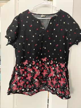 Women’s Black Floral V-Neck Scrub Top with Red & White Print